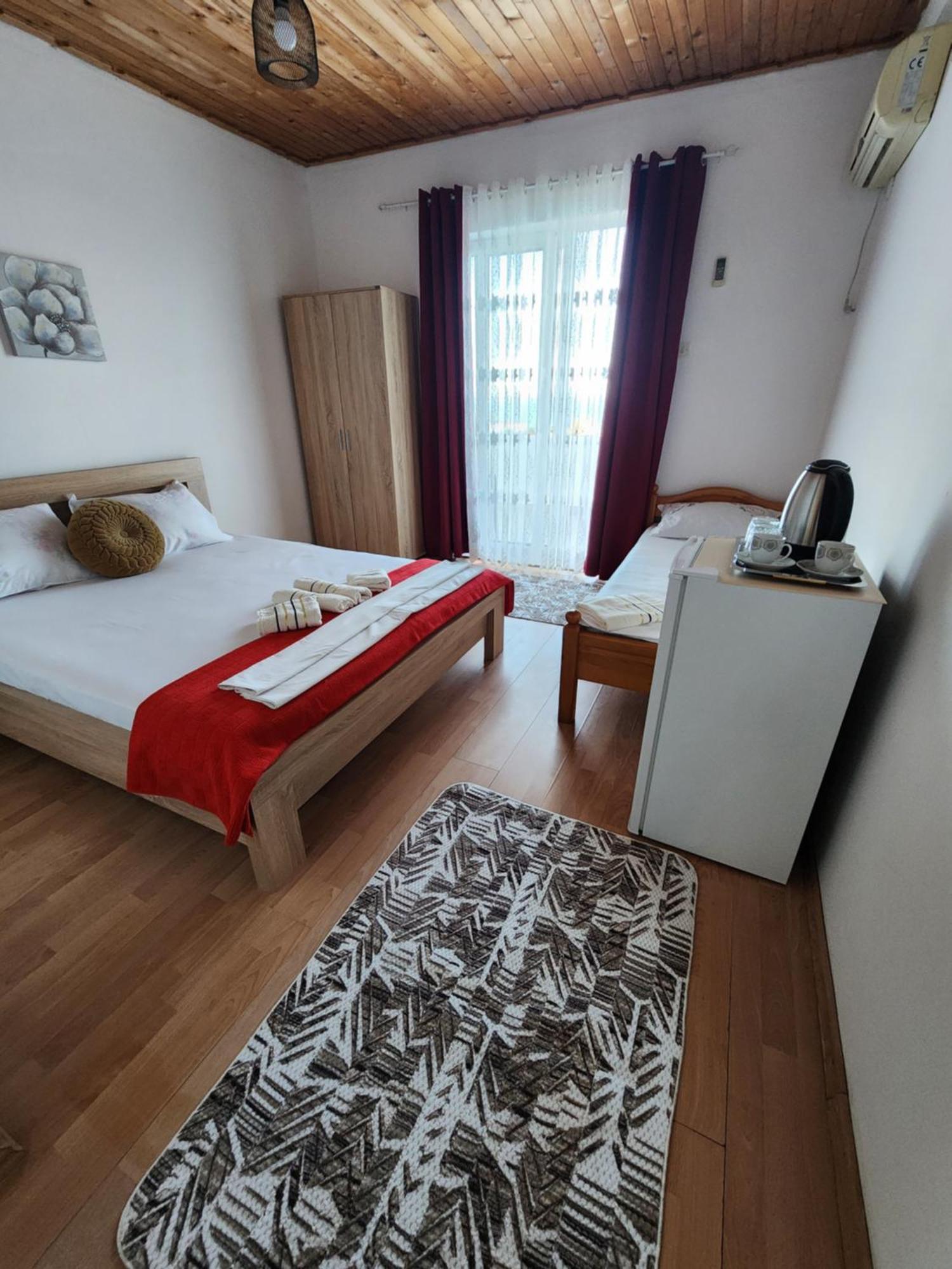 Adriatic Sea View Rooms Улцинь Экстерьер фото